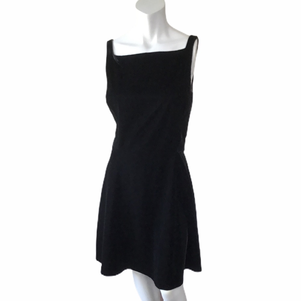 Beautiful Vintage British Khaki Blk Velvet Dress